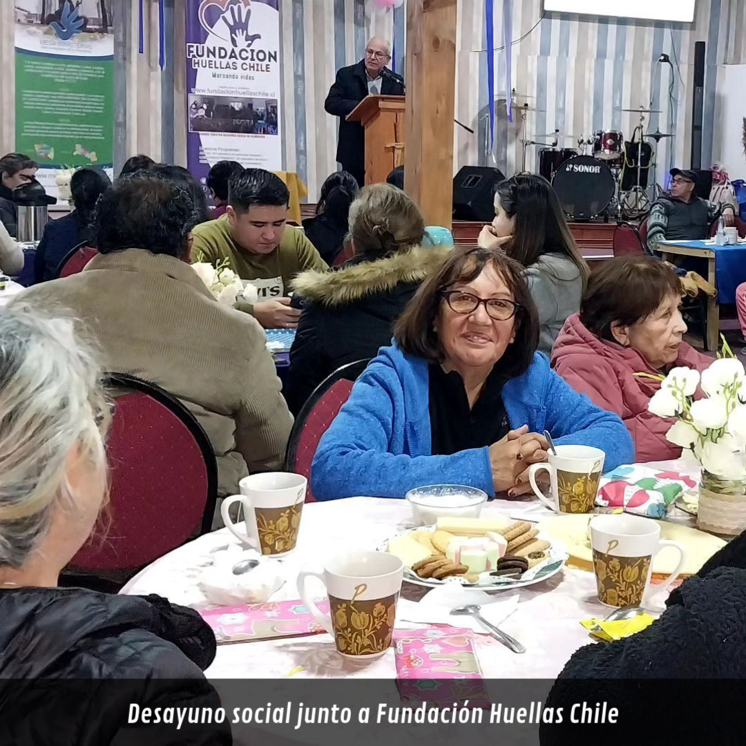 Desayuno social junto a Fundación Huellas Chile